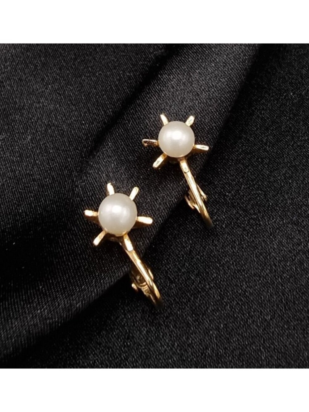 Vintage Gold-Tone Clip-On Earrings With Faux Pearl